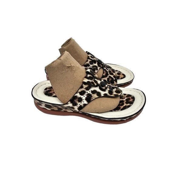 Leopard T-Strap Sandals Size 38 - Picture 8 of 10